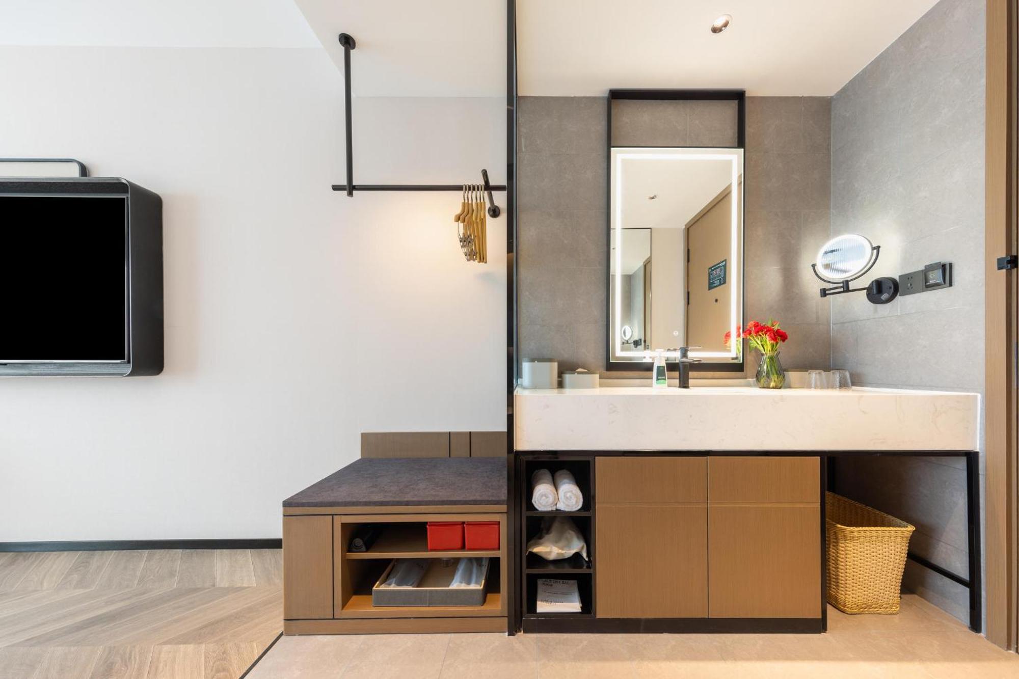 Atour Hotel Wuhan Chuhe Han Street Hongshan Plaza Exterior foto